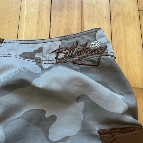 Billabong Andy Irons Signature Boardshorts Camo Rising Sun Brown Grey Mens 34 - Picture 10 of 10